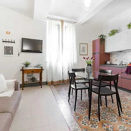 50 Metri Duomo Di Self Check-in E Wi-fi Διαμέρισμα