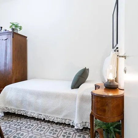 50 Metri Duomo Di Self Check-in E Wi-fi Διαμέρισμα *