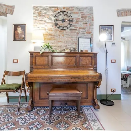 50 Metri Duomo Di Self Check-in E Wi-fi Λούκα